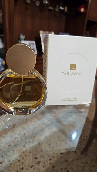 Profumo Avon Far Away Oro