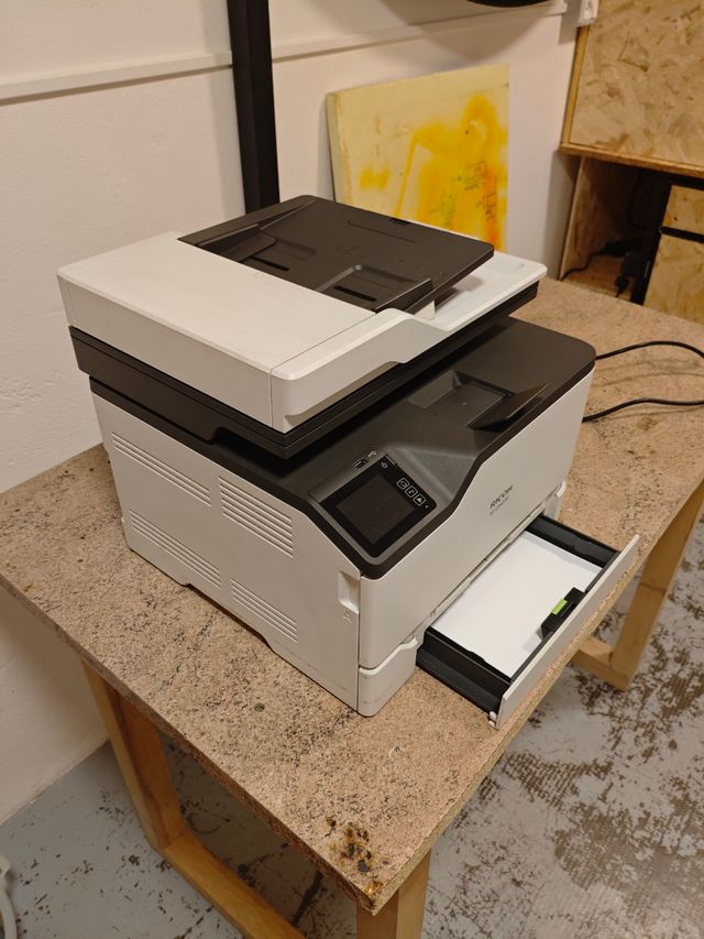 Stampante multifunzione Ricoh M C240FW