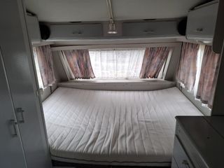 Caravana KIP KG 42 TTZ