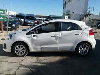 Mando del limpia kia rio (ub) 3471900