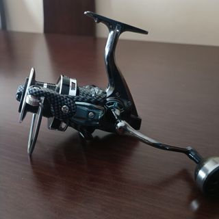 Carrete de carpfising DE8000