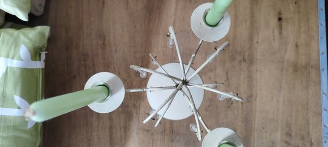 Candelabro de metal y cristal + regalo de 3 velas.