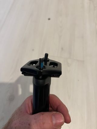 Tija telescópica BTT 31.6mm + Mando