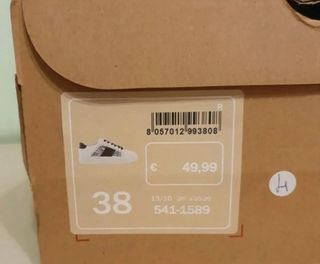 Sneakers in pelle bianche e nere