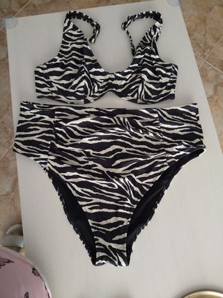 Bikini Primark Cebra Talla XL