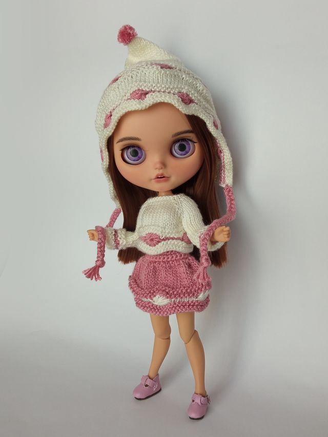 Gorro, jersey y falda en blanco y malva - Blythe