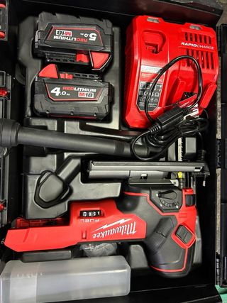 Caladora Milwaukee M18 FUEL