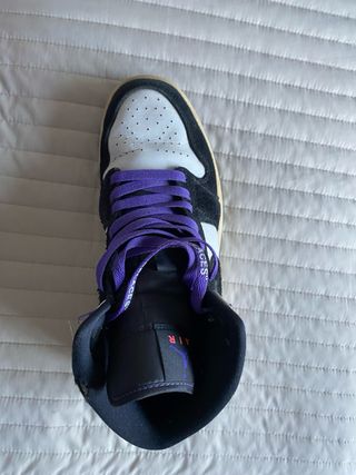 Nike Air Jordan Retro 1 Mid Court Purple