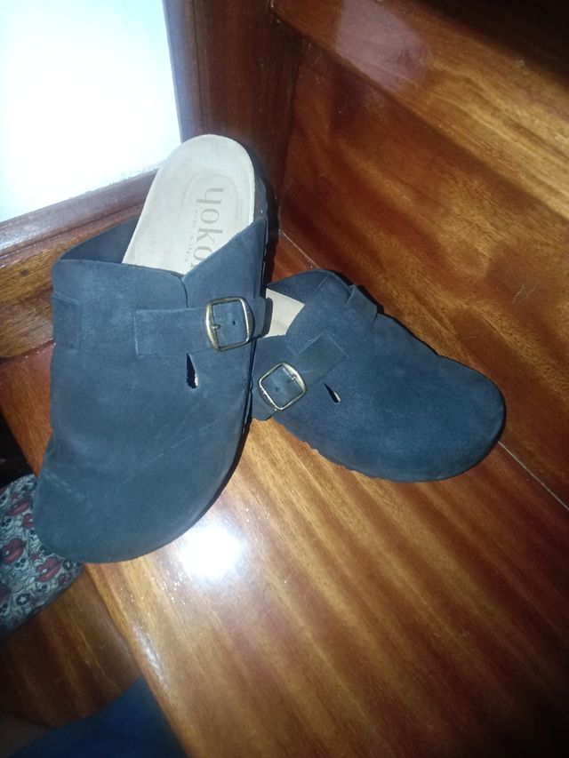 Zuecos Yokono negros talla 37