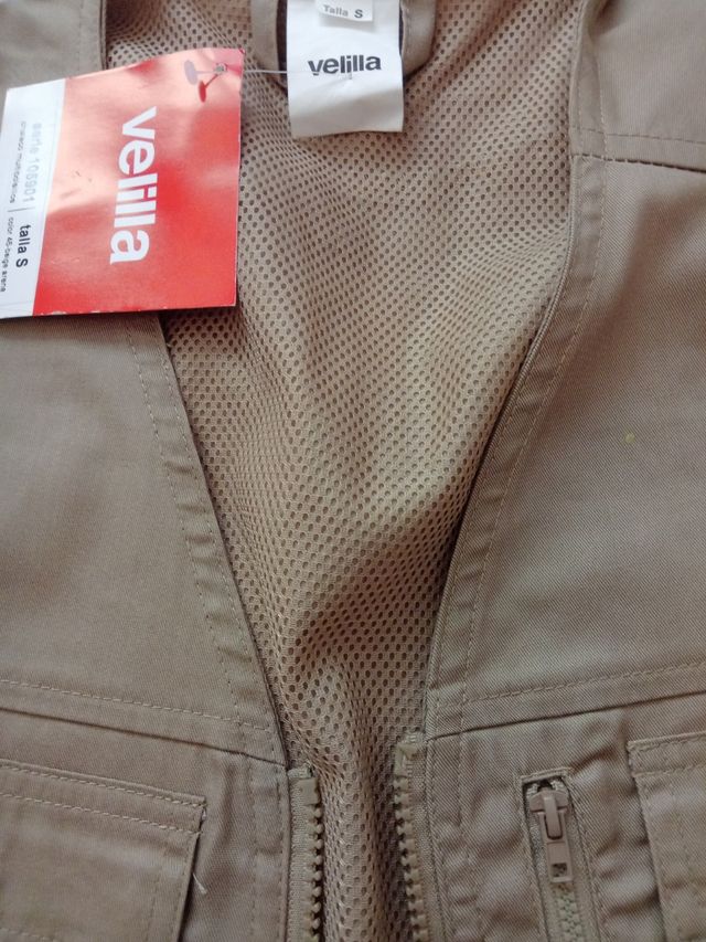 Chaleco beige nuevo