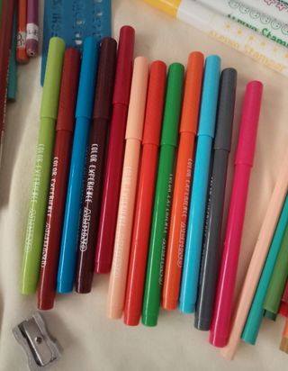 Material Escolar Variado - Más de 130 Piezas