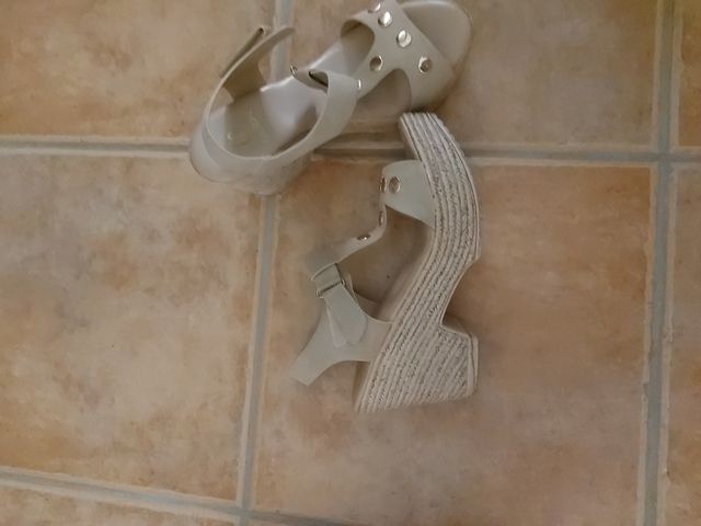 Sandalias de verano beige