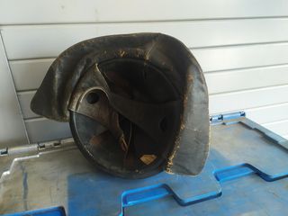 Casco militar antiguo