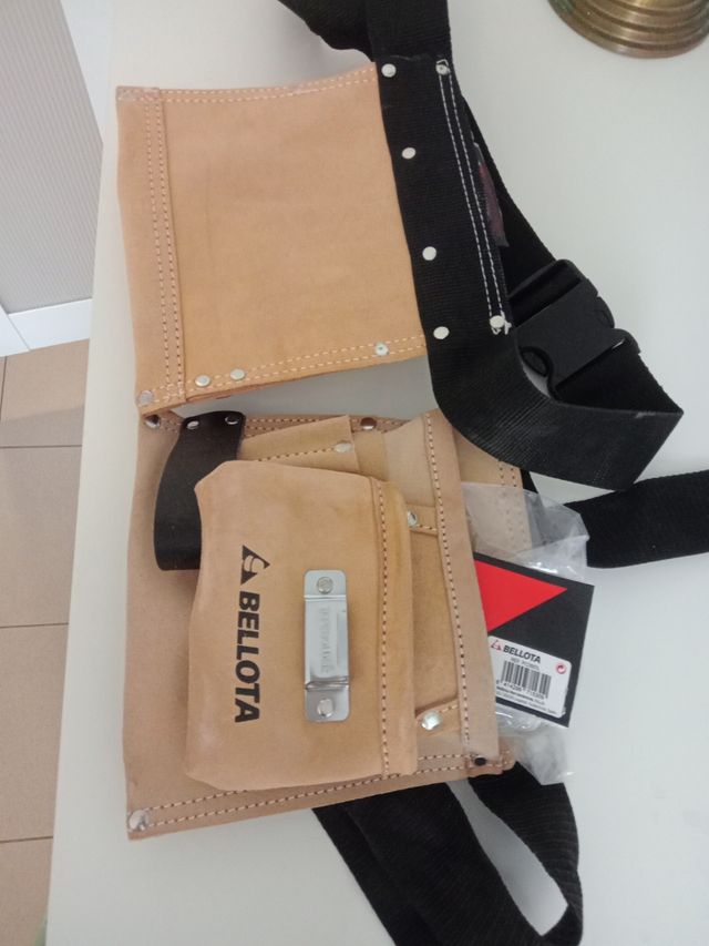 Cartelera porta herramientas Bellota