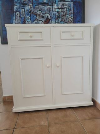 Mueble de madera blanco cama