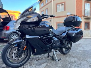 Triumph Trophy 1200 SE