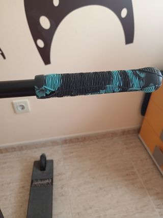 Patinete Scooter Negro
Me costó 250€ 