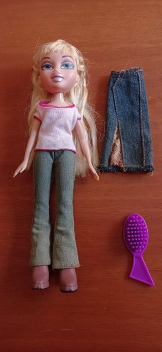 Bambola Bratz Cloe con accessori