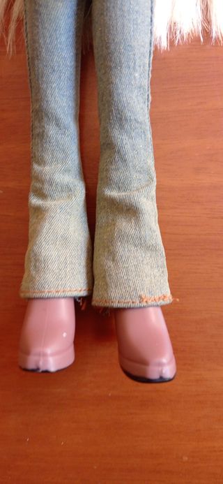 Bambola Bratz Cloe con accessori