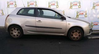 Fiat 1064691 46784224 centralita cierre stilo 192