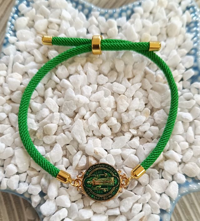 Pulsera San Benito Cordón Lino