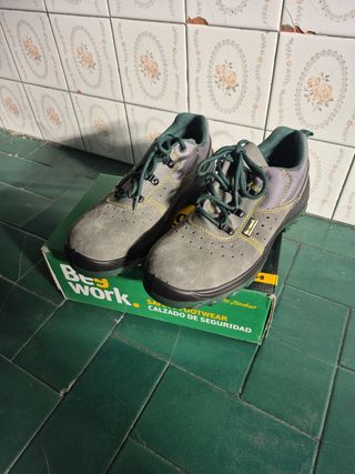 Zapatos de seguridad Bee work talla 41