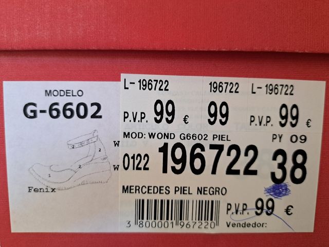 Zapatos Wonders Negros y Blancos