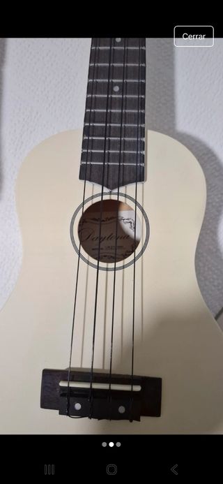 Ukelele blanco Daytona