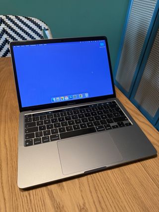 MacBook Pro 13 Plata/Gris Espacial