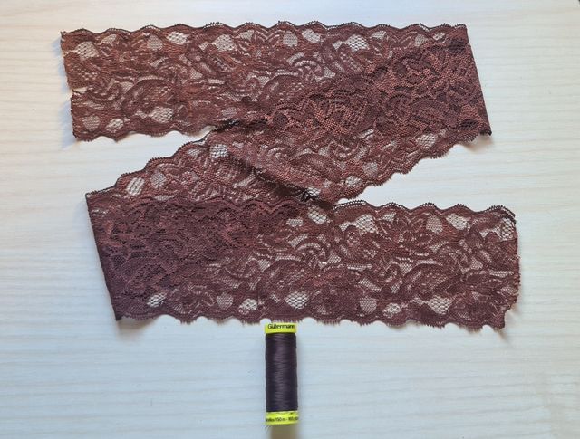 Blonda e hilo Marrón