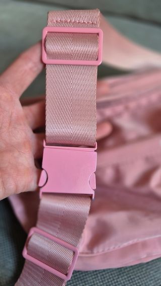 Riñonera Stradivarius Rosa