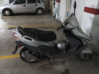 Scooter Kymco Plata