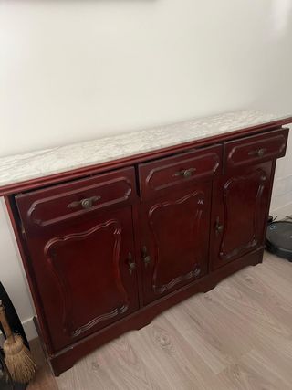 Mueble recibidor madera y mármol