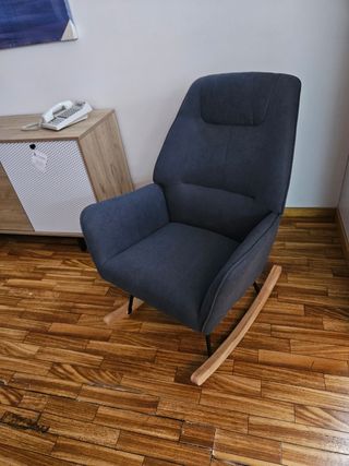 Butaca Mecedora Tela y Madera