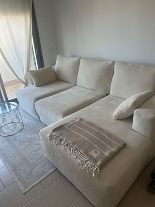 Sofá chaise longue 2 plazas beige