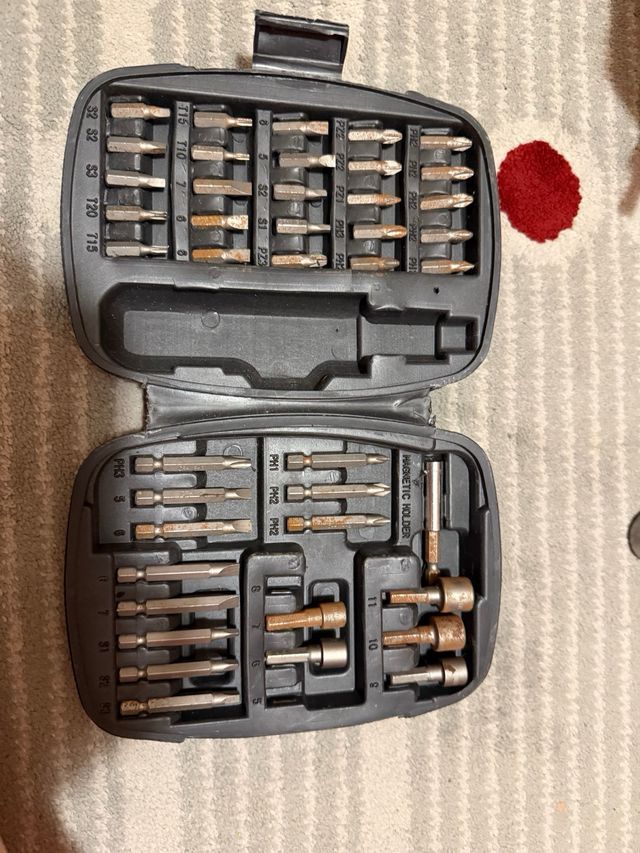 Juego de puntas de atornillador con mango