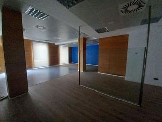 Local comercial en venta en Zona Llombai en Burriana