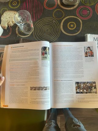 Libro de economía en perfecto estado 