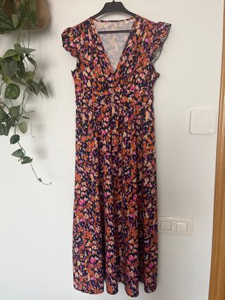 Vestido estampado naranja y rosa