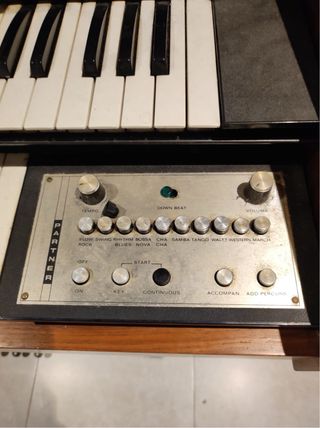Órgano Farfisa Vintage