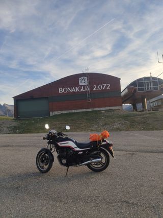 Kawasaki GPZ 400 FII