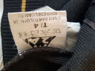 Chaqueta marrón Colegio Quercus Talla 4. 12€