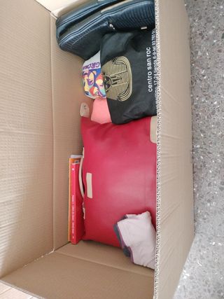 Lote Ropa y Bolsos Negro y Rojo