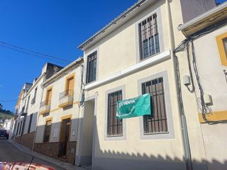 Chalet en venta en Almodóvar del Río