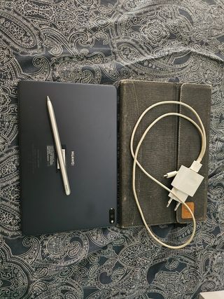 Tablet Huawei MatePad Pro 10.8 + M-Pencil y funda 