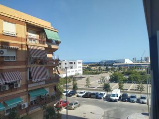Piso en alquiler en Benalúa en Alicante