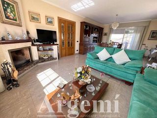 Chalet en venta en Palau-solità i Plegamans