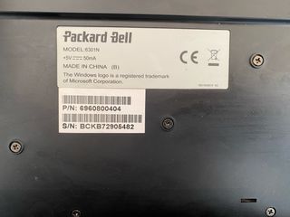 Teclado Packard Bell con cable
