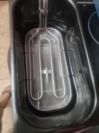 Freidora de aceite(perilla de control rota) 
