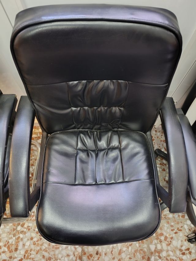 2 Sillas Negras Polipiel